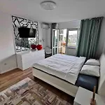 Lovely 3-bedroom In The Center * Timisoara