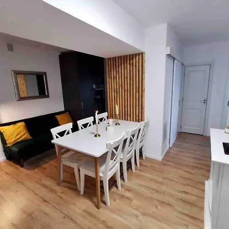 Lovely 3-bedroom In The Center * Temešvár