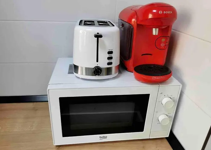 Apartment Lovely 3-bedroom In The Center *