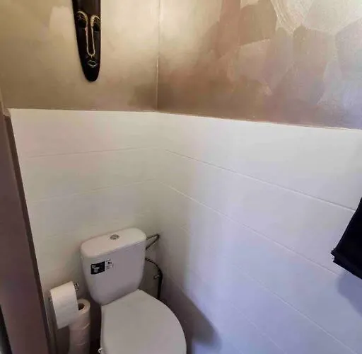 Lovely 3-bedroom In The Center